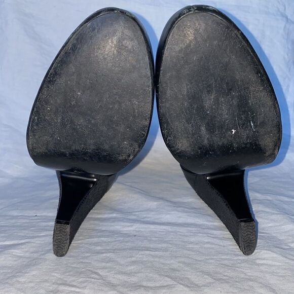 WESTIES Powell Black Leather and Suede Snakeskin Vamp Oxford Pump-10 - Picture 7 of 7